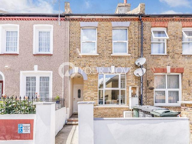 Flat for rent in Brooklands, Monks Orchard