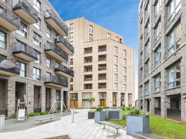Flat for rent in North Watford