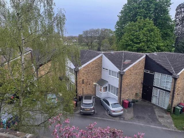 Flat for rent in Slough