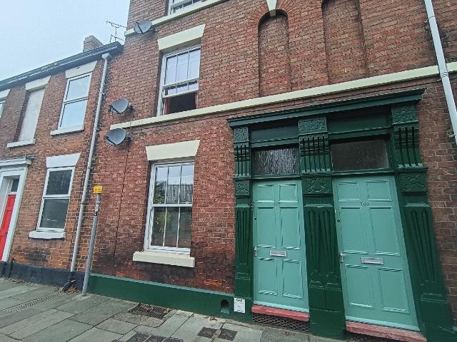 Flat for rent in Newtown, Chester