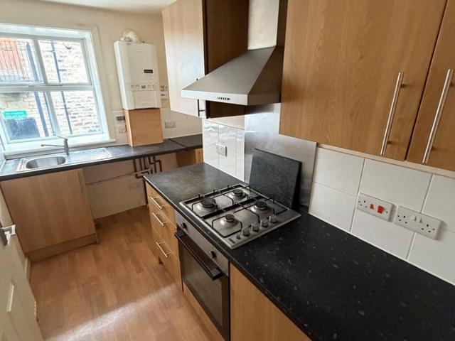 Flat for rent in Willowfield, Sowerby Bridge