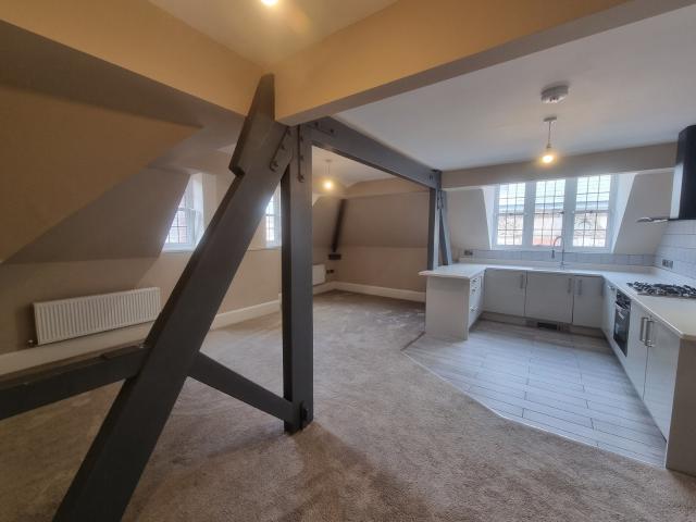 Flat for rent in Baswich, Staffordshire