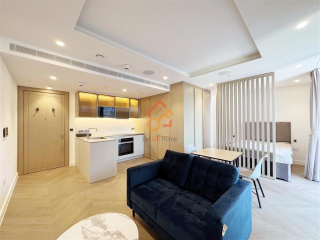 Flat for rent in Aldgate, Lyons