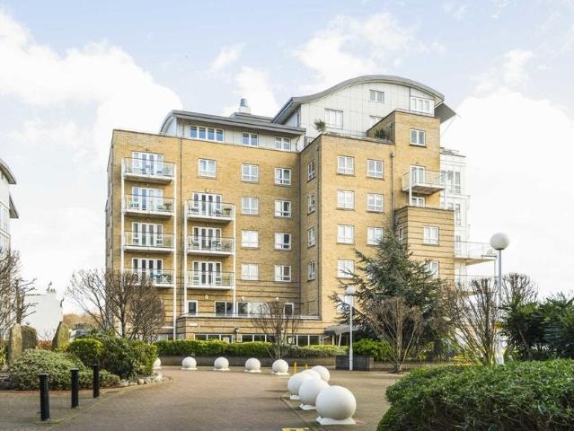 Flat for rent in Isle Of Dogs, Greater London
