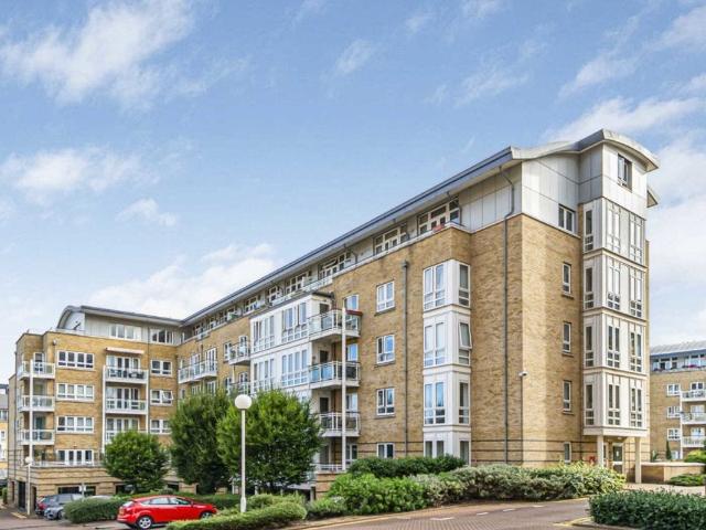 Flat for rent in Isle Of Dogs, Greater London