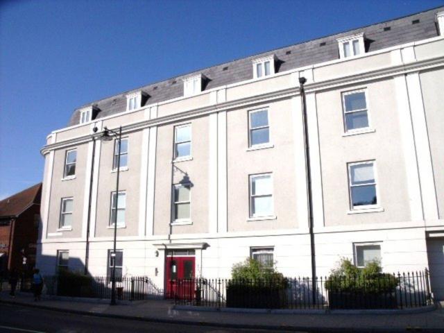 Flat for rent in The King's Mile, The Bridge
