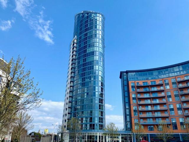 Flat for rent in Portsea, City Of Portsmouth