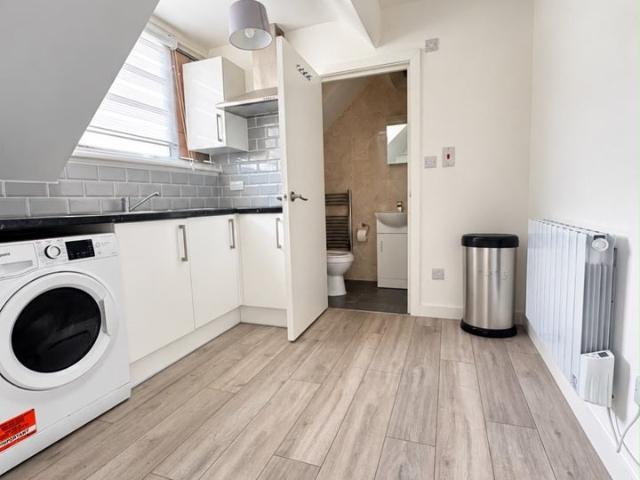 Flat for rent in Lower Edmonton, Greater London