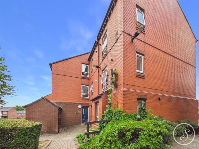 Flat for rent in Chapeltown, West Yorkshire