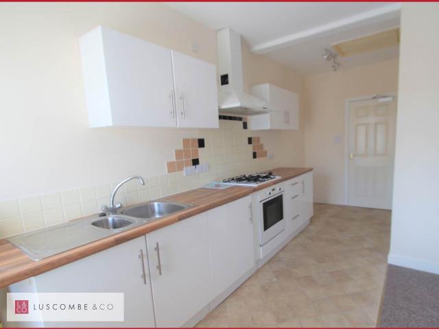 Flat for rent in Rogerstone, Wales