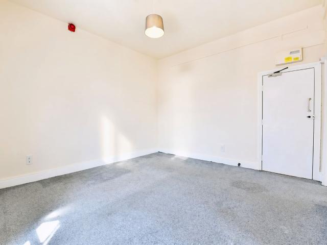 Flat for rent in Wales
