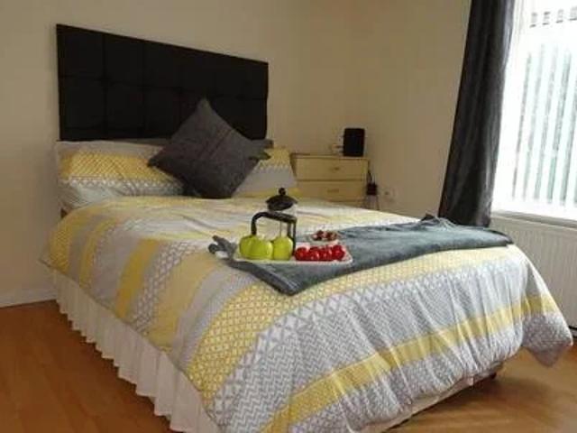 Flat for rent in Sydenham, Green Close