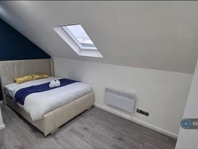 Flat for rent in New Wortley, Leeds