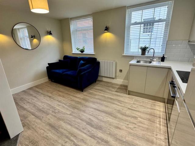 Flat for rent in St Ann's, Haddon