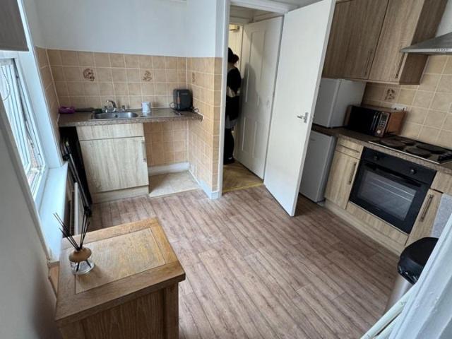 Flat for rent in Preston, Oad Street