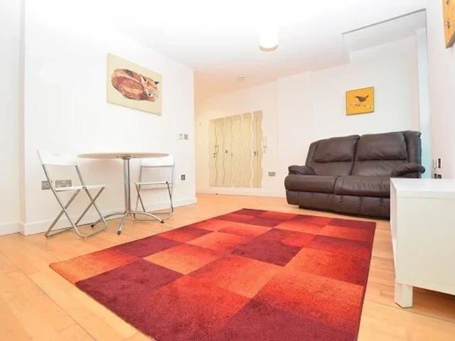 Flat for rent in Wombwell, South Yorkshire