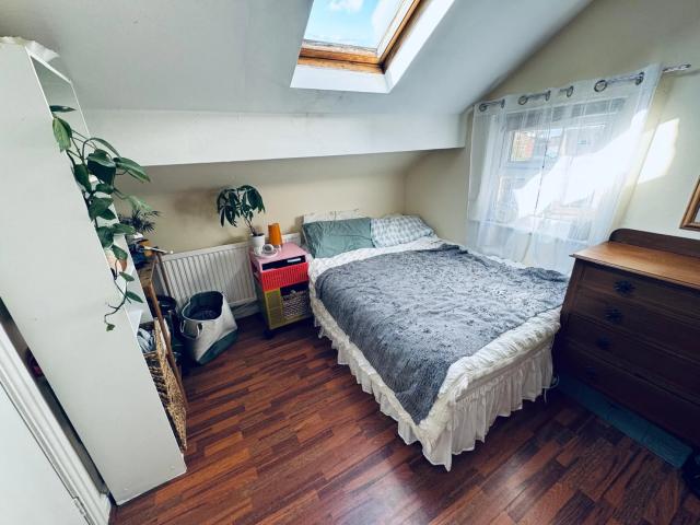 Flat for rent in Headingley Hill, Leeds