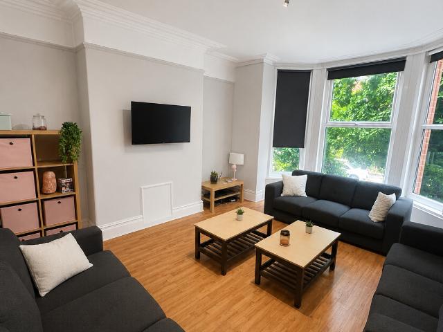 Flat for rent in Headingley Hill, Headingley