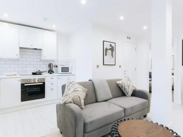Flat for rent in Key Street, Suffolk