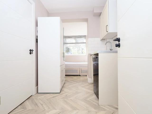 Flat for rent in London Borough of Lambeth, Greater London