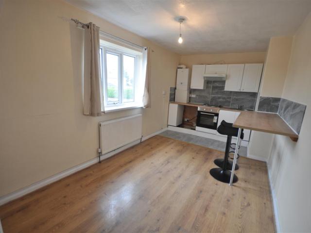 Flat for rent in Sprotbrough, South Yorkshire