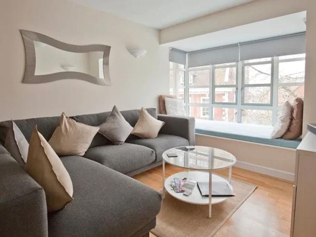 Flat for rent in Key Street, Suffolk