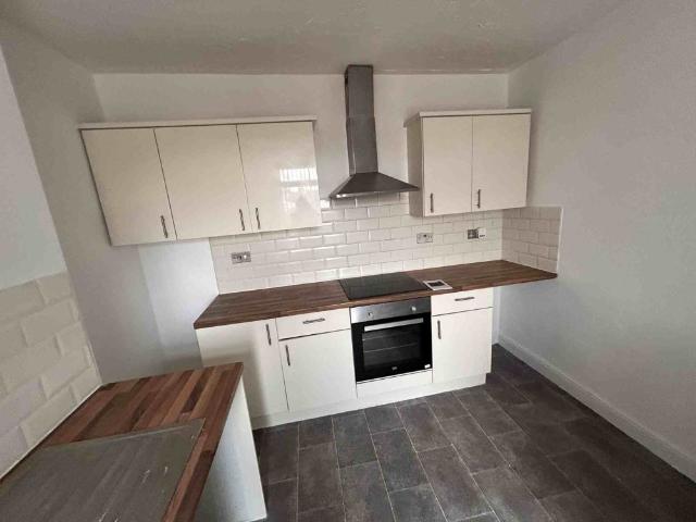 Flat for rent in Potters Corner, East Midlands