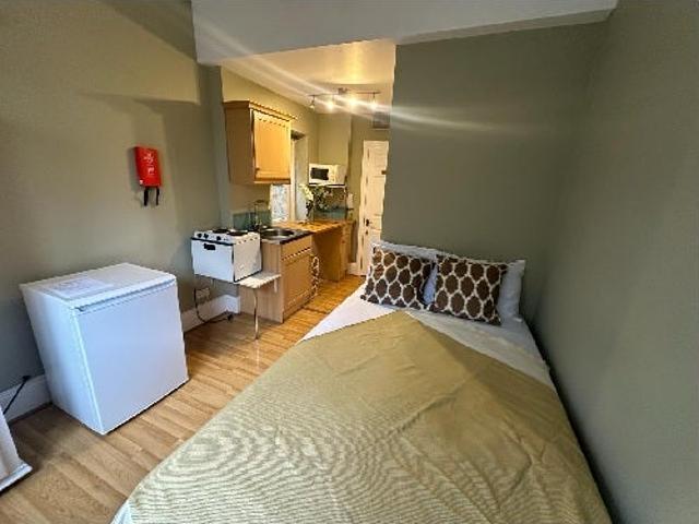Flat for rent in Kensal Town, Bayswater