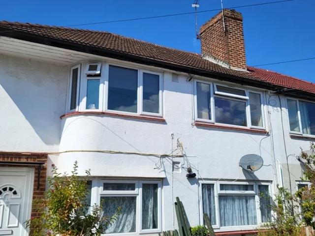 Flat for rent in Slough