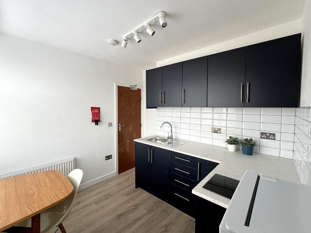 Flat for rent in London Borough of Croydon, Greater London
