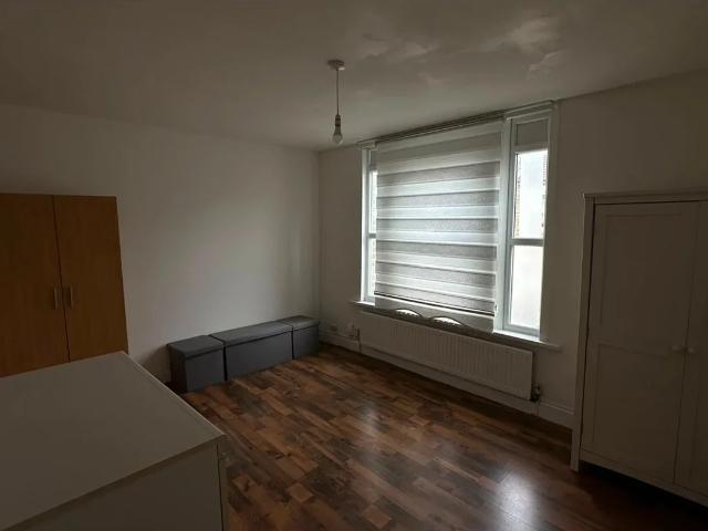 Flat for rent in Walthamstow Village, Greater London
