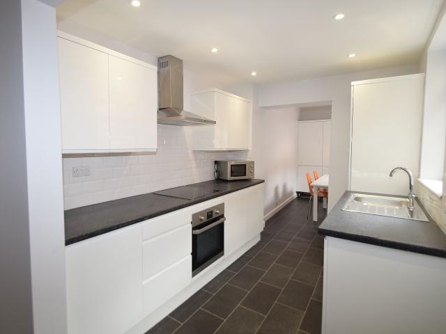 Flat for rent in Sharrow Vale, Sheffield