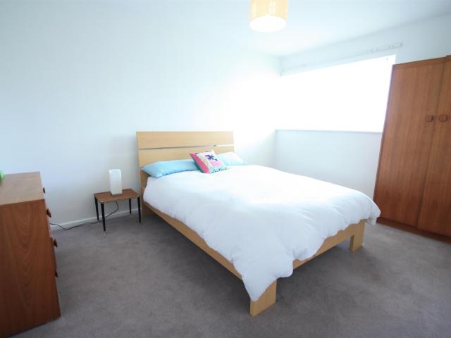 Flat for rent in London Borough of Harrow, Greater London
