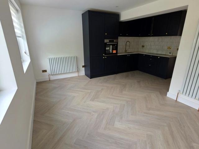 Flat for rent in Upton, Greater London