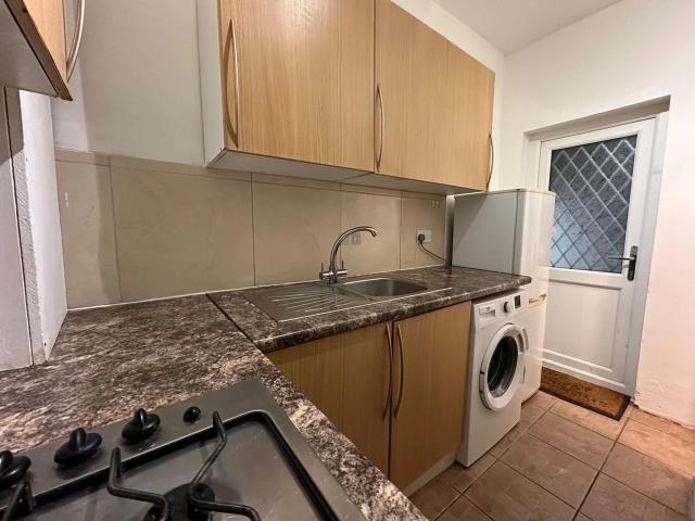 Flat for rent in London Borough of Croydon, Greater London