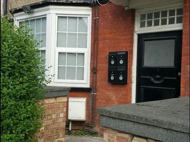 Flat for rent in London Borough of Croydon, Norbury