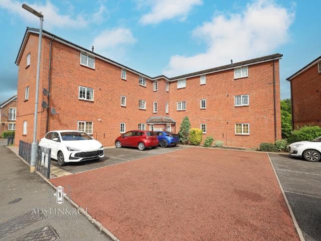 Flat for rent in Longton, Stoke-on-Trent