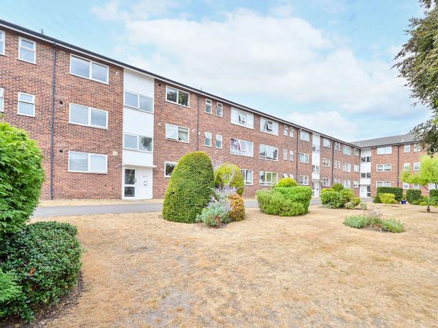 Flat for rent in Greater London