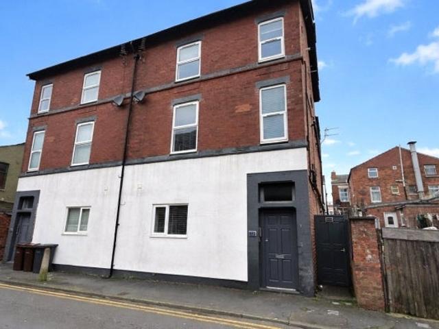 Flat for rent in Southport, Sefton