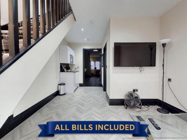 Flat for rent in Southport, Sefton
