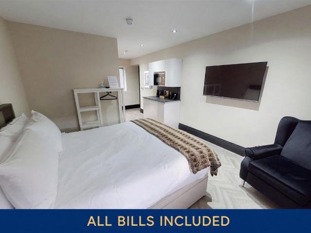 Flat for rent in Southport, Sefton