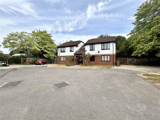 Flat for rent in Selsley, School House