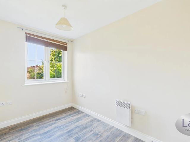 Flat for rent in Hertford, Colliers End