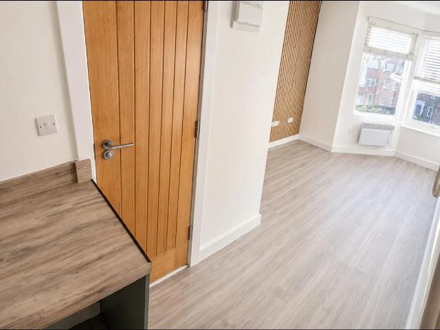 Flat for rent in Stroud Green, Greater London