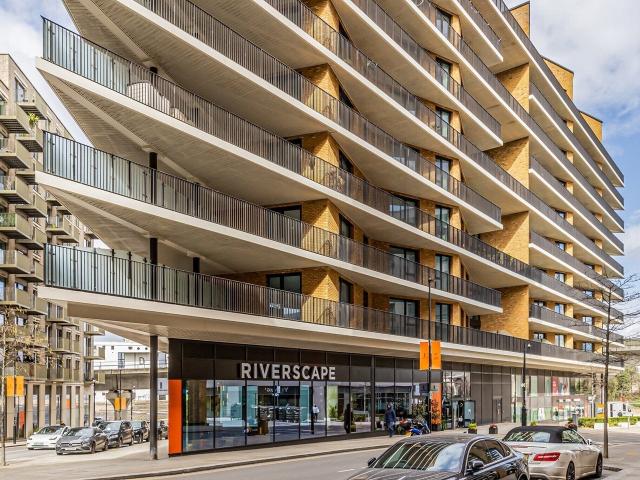 Flat for rent in Silvertown, Silvertown