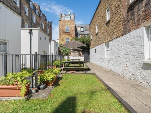 Flat for rent in Fitzrovia, Greater London