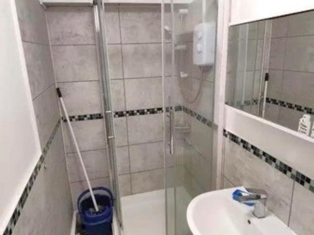 Flat for rent in London Borough of Brent, Greater London