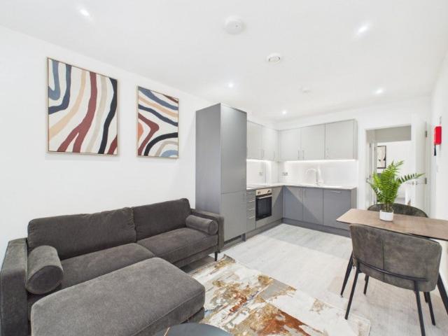 Flat for rent in Egham, Runnymede