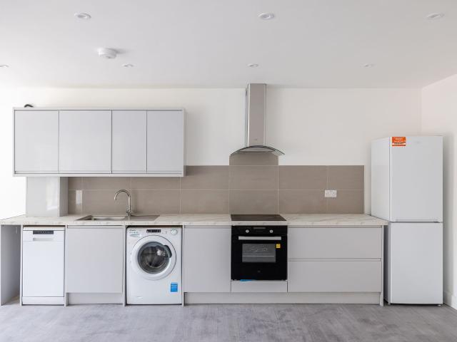 Flat for rent in Limpsfield, Tandridge