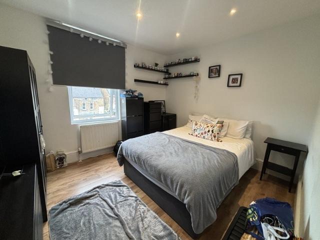 Flat for rent in London Borough of Brent, Greater London